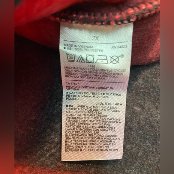 Old Navy Sherpa Quarter Zip Pullover - Picture 6 of 6